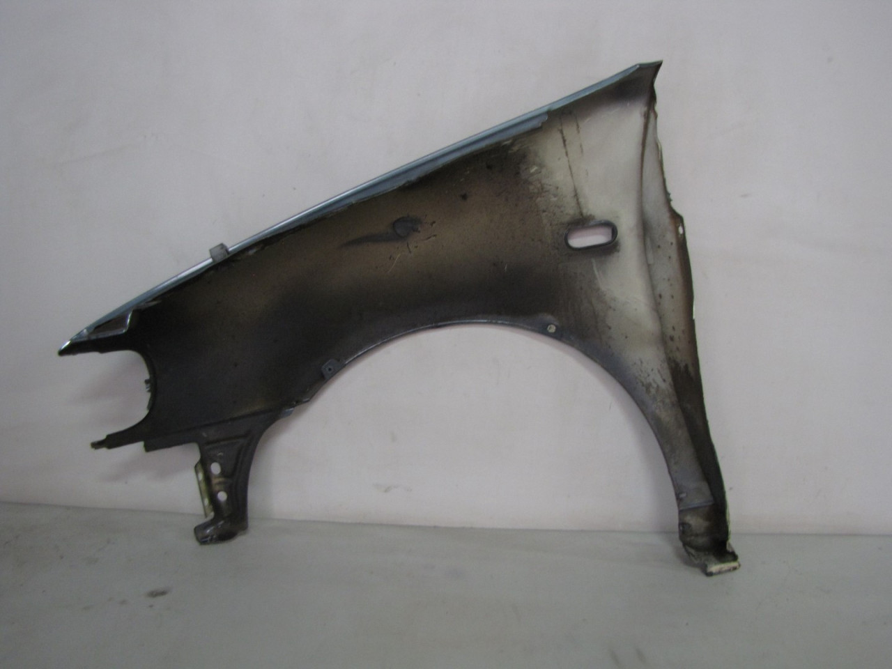 DIJELOVI BLATOBRAN VW POLO > 95-99 VW016012