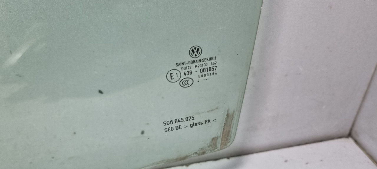 DIJELOVI STAKLO VW GOLF 7 > 12-16 1.6 5G6845025