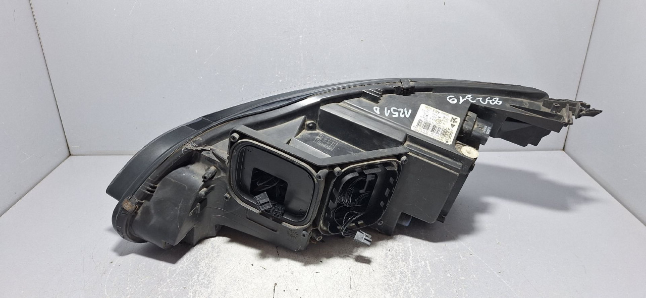 DIJELOVI FAR PEUGEOT 308 > 17-21 030128763203