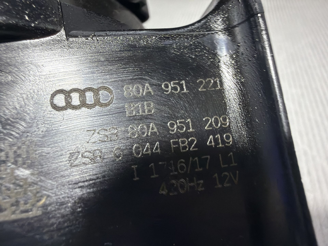 DIJELOVI SIRENA AUDI Q5 (FY) > 17 - 20  3.0 80A951221
