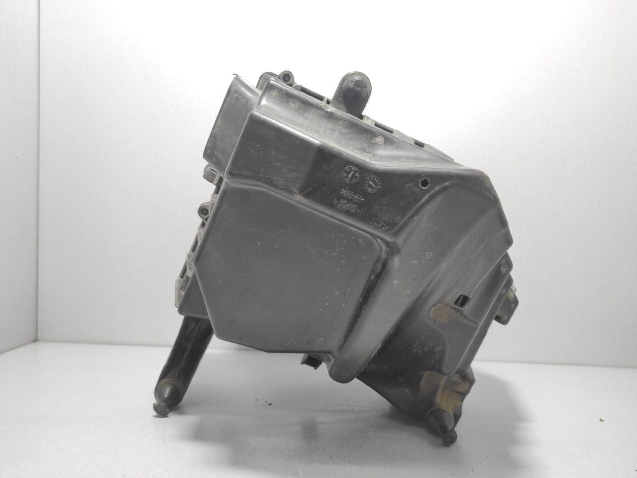 DIJELOVI KUCISTE FILTERA ZRAKA VOLVO V40 > 12-16 2.0