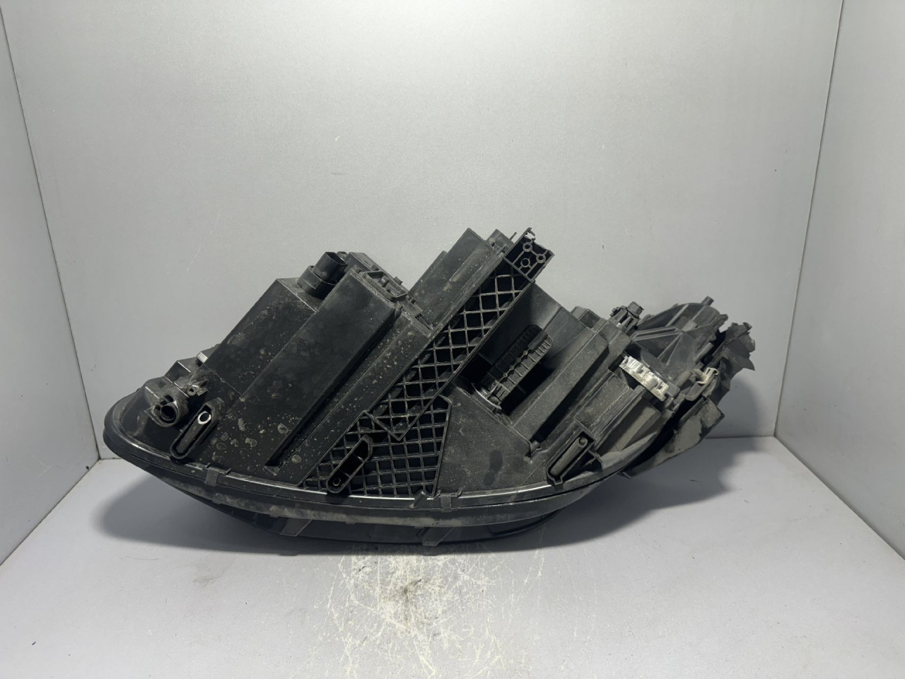 DIJELOVI FAR OSTECEN VW TIGUAN > 20- 5NC941036G