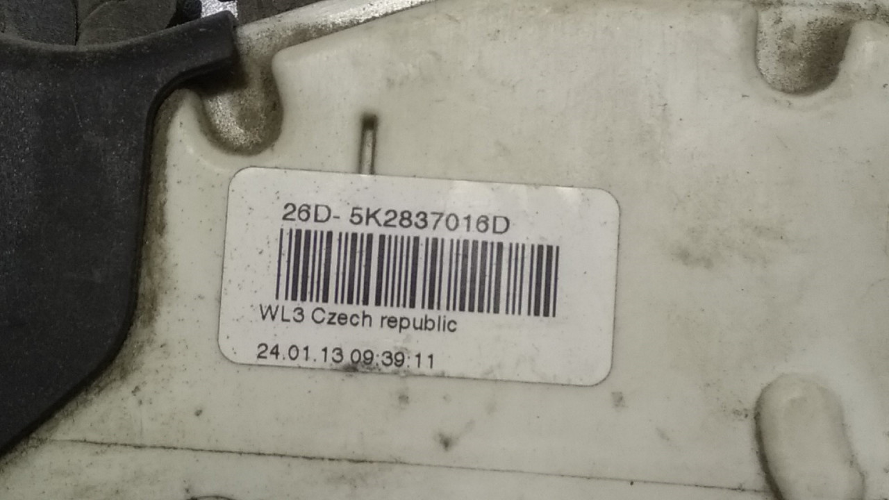 DIJELOVI BRAVA VRATA VW POLO > 09-14 5K2837016D