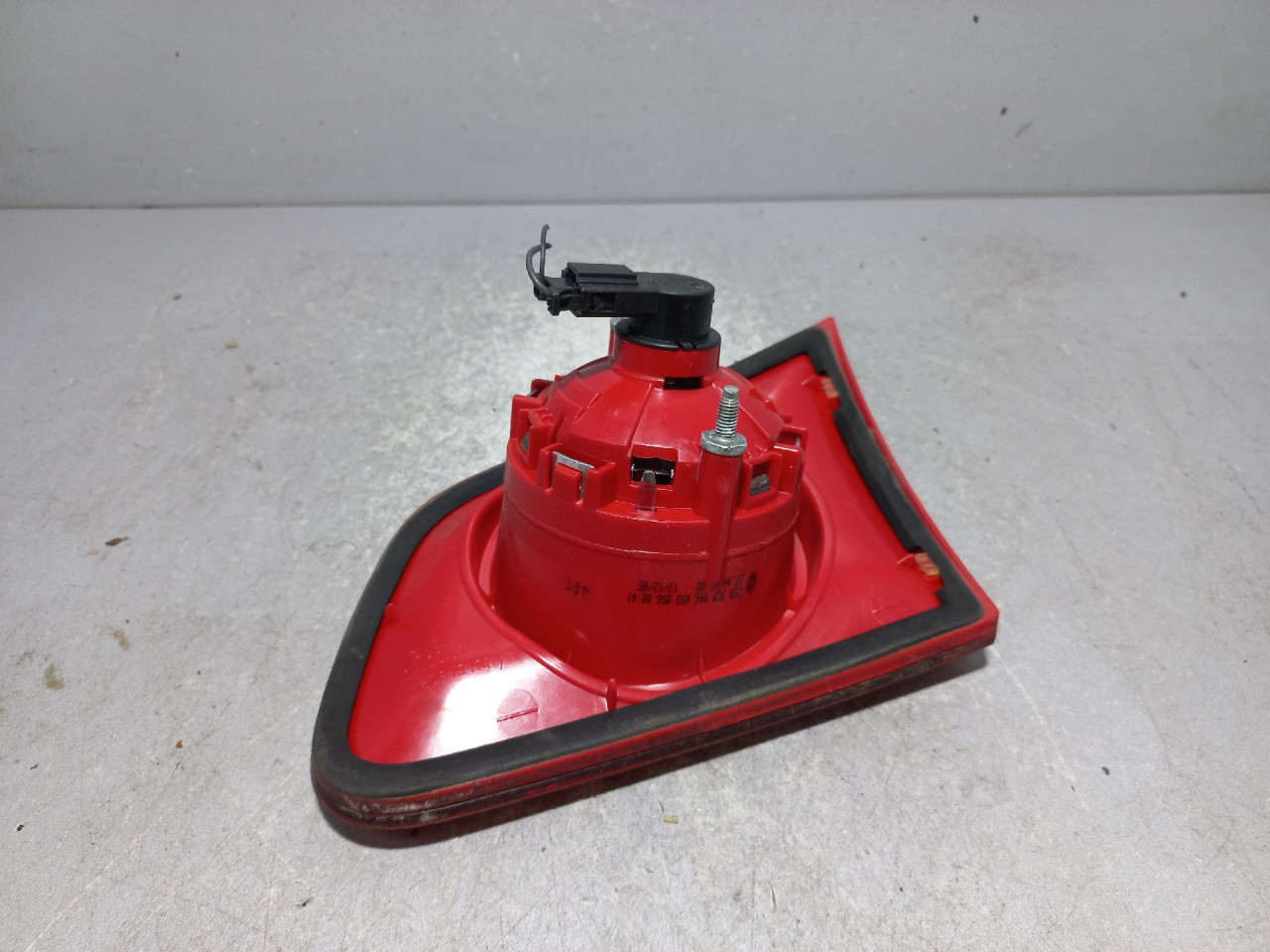 STOP SVJETLO VW PASSAT B6 > 05-10 3C9945093