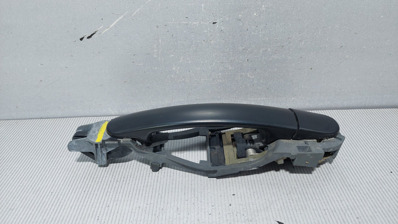 RUCKA VRATA VW PASSAT B5 > 00-05 3B0837885