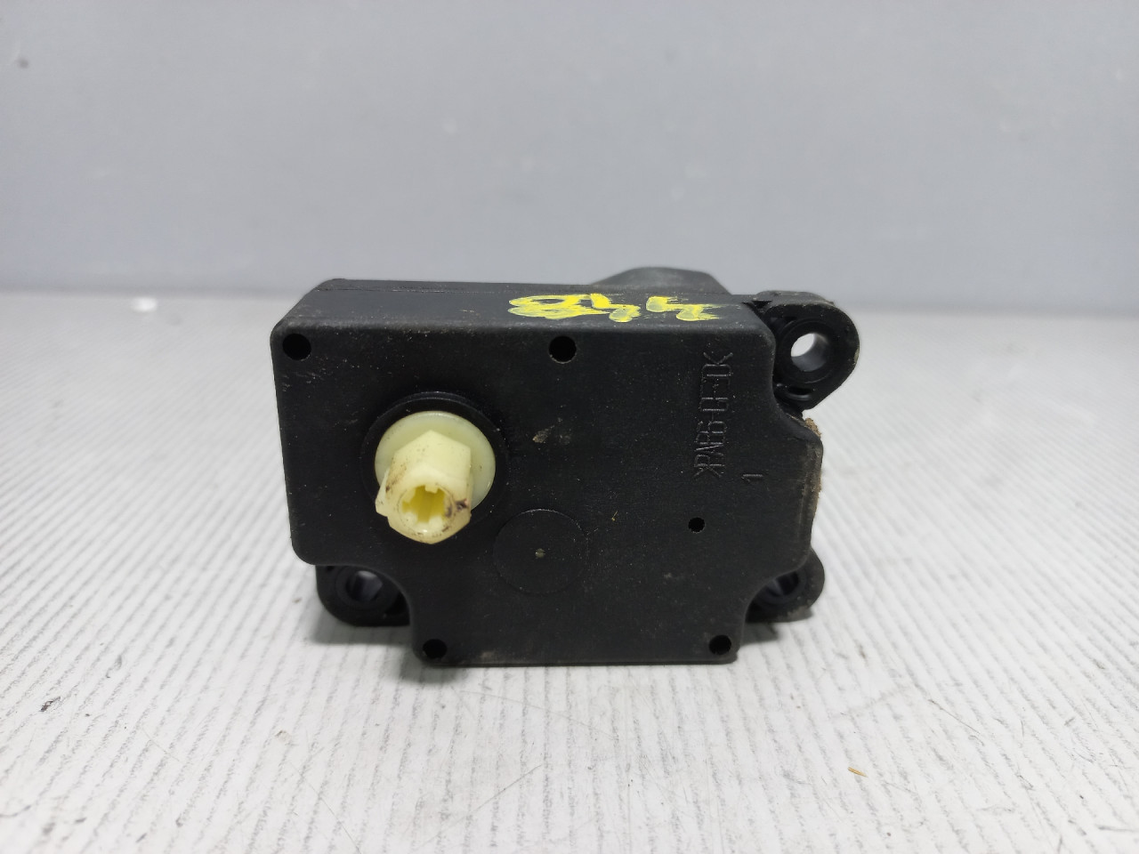 DIJELOVI MOTORIC VENTILATORA VOLVO XC60 > 08-13 2.4 6G9N19E616