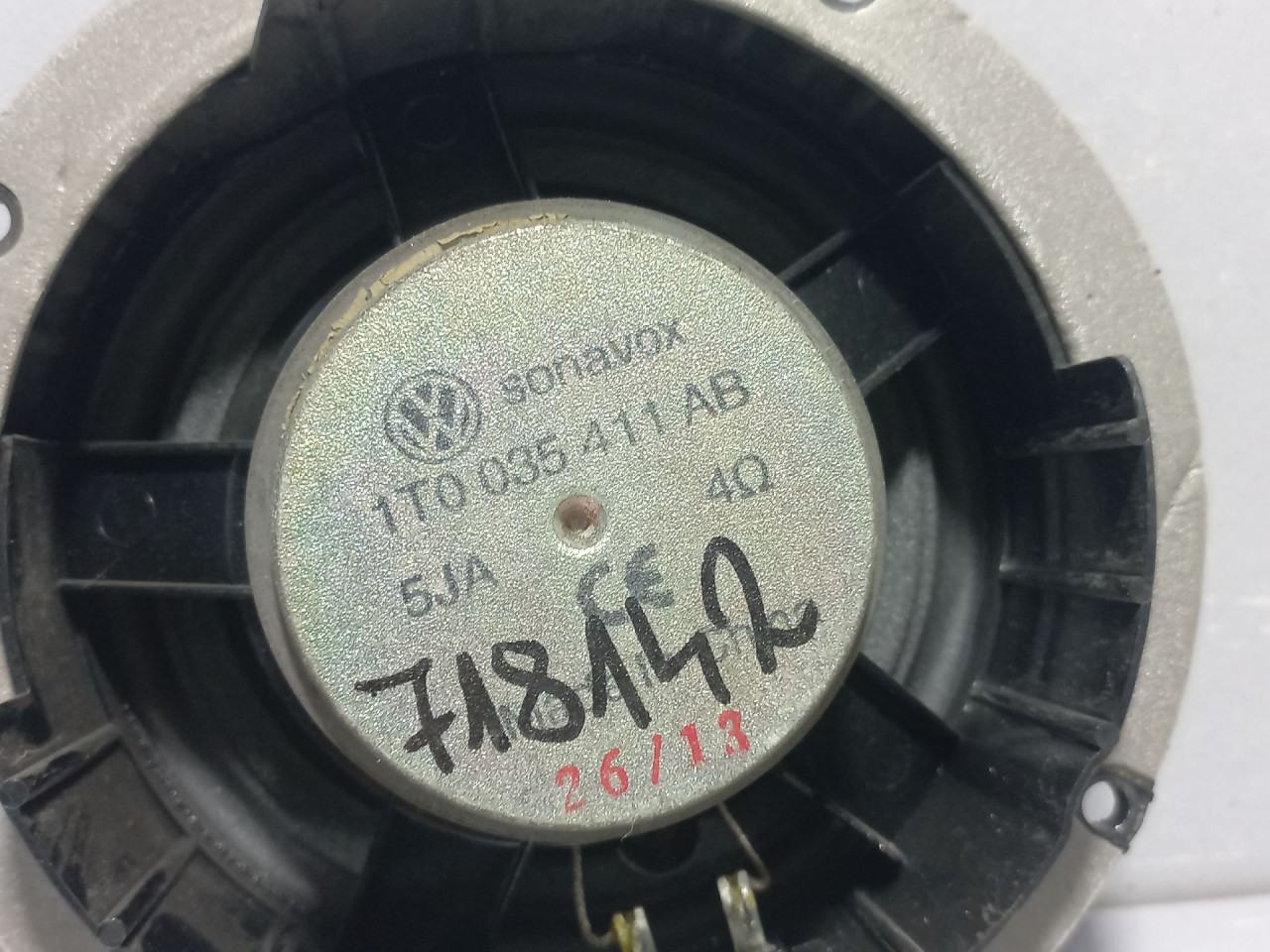 DIJELOVI ZVUCNIK VW TOURAN > 10-15 1T0035411AB