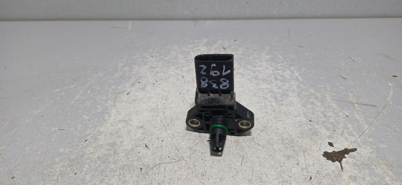 DIJELOVI MAP SENZOR VW GOLF 7 > 12-16 03G906051E