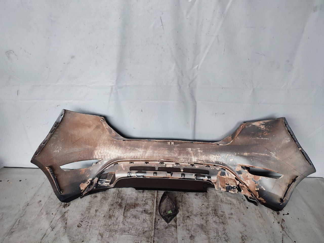 DIJELOVI BRANIK FORD FIESTA > 08-12 8A61-17906A