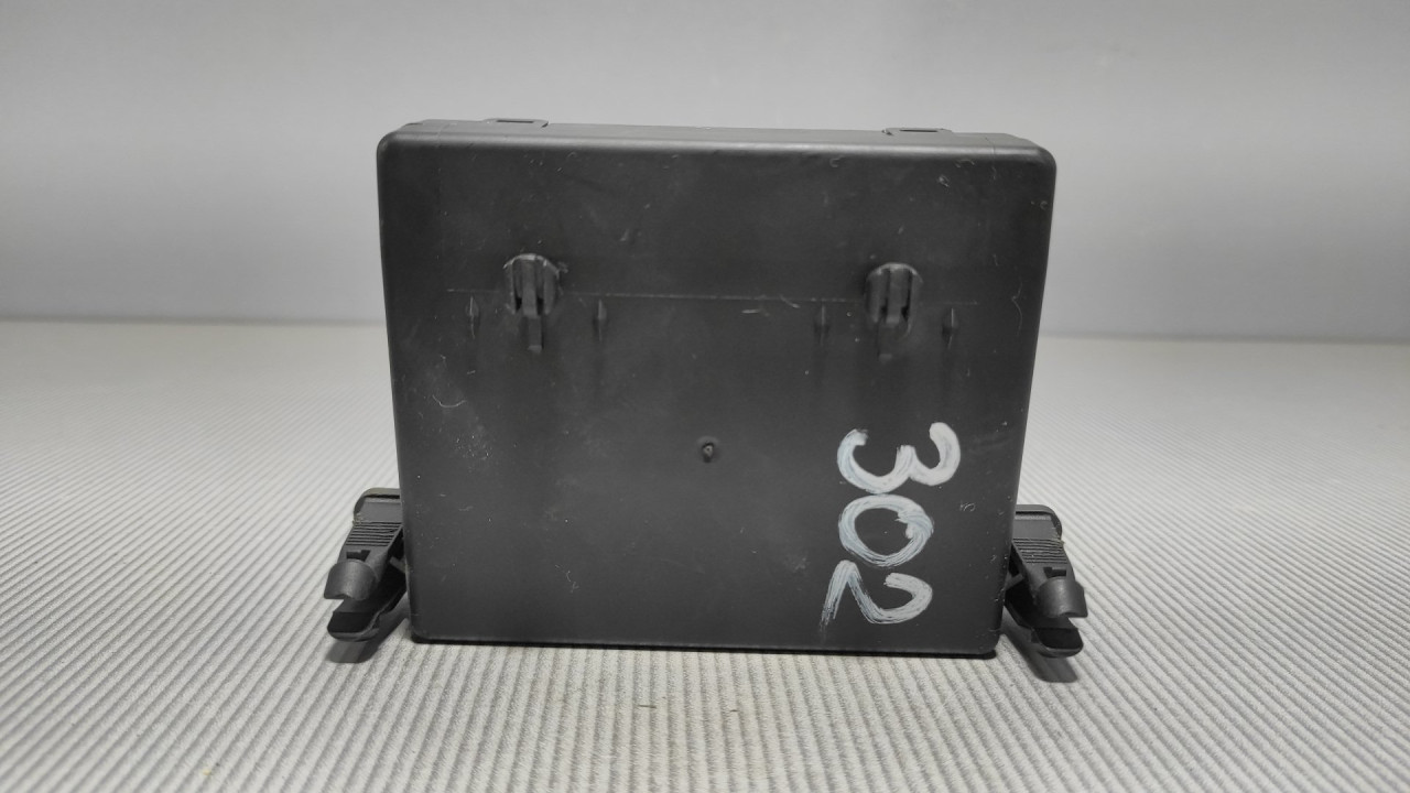 DIJELOVI ELEKTRONIKA MODUL VW CRAFTER > 05-11 A9068204026