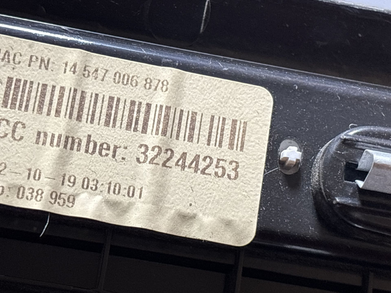 DIJELOVI PLASTIKA VOLVO XC90 > 19- 32244253