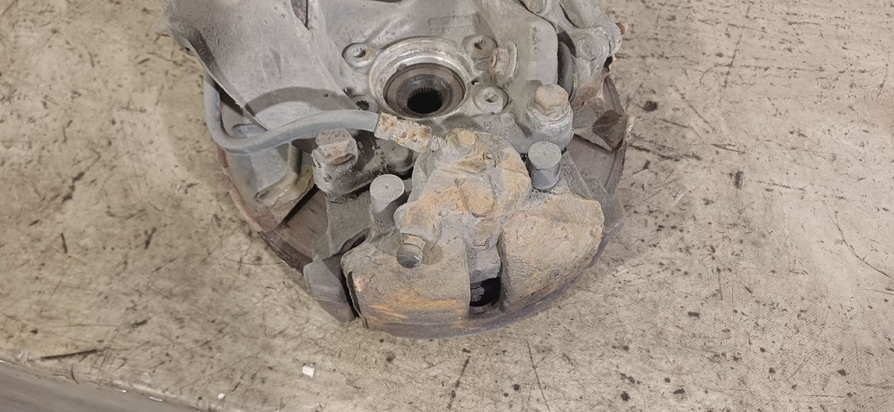 DIJELOVI KOCIONA KLJESTA VW PASSAT B6 > 05-10