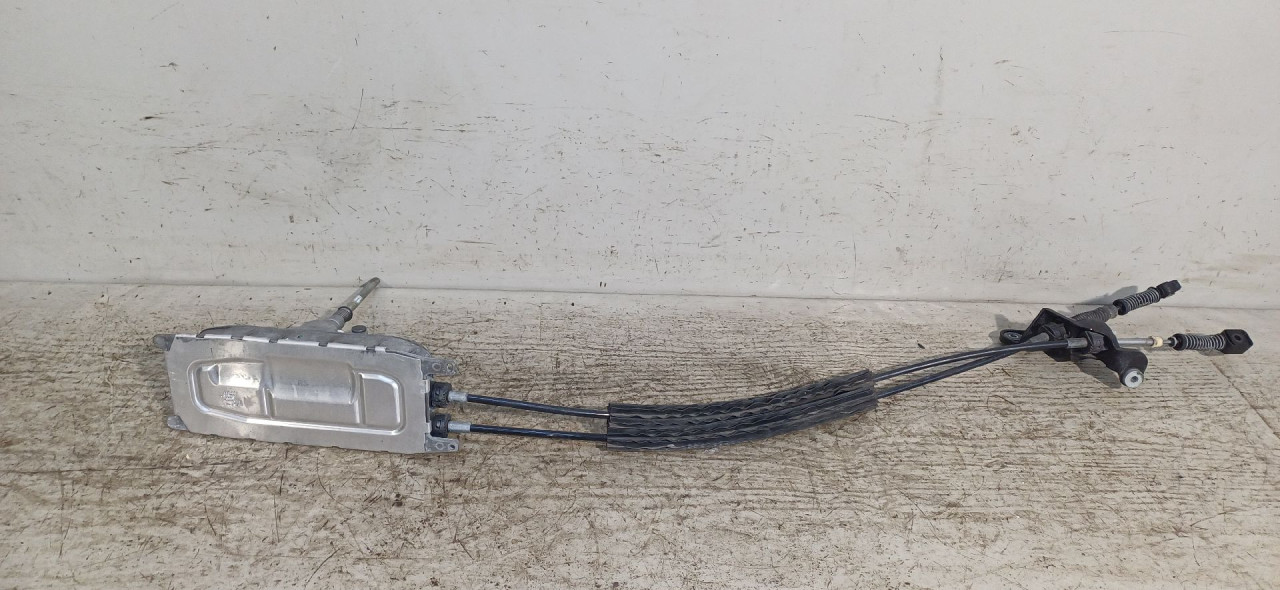 DIJELOVI SALTEBLA VW PASSAT B7 > 10-14 3C0711049AG