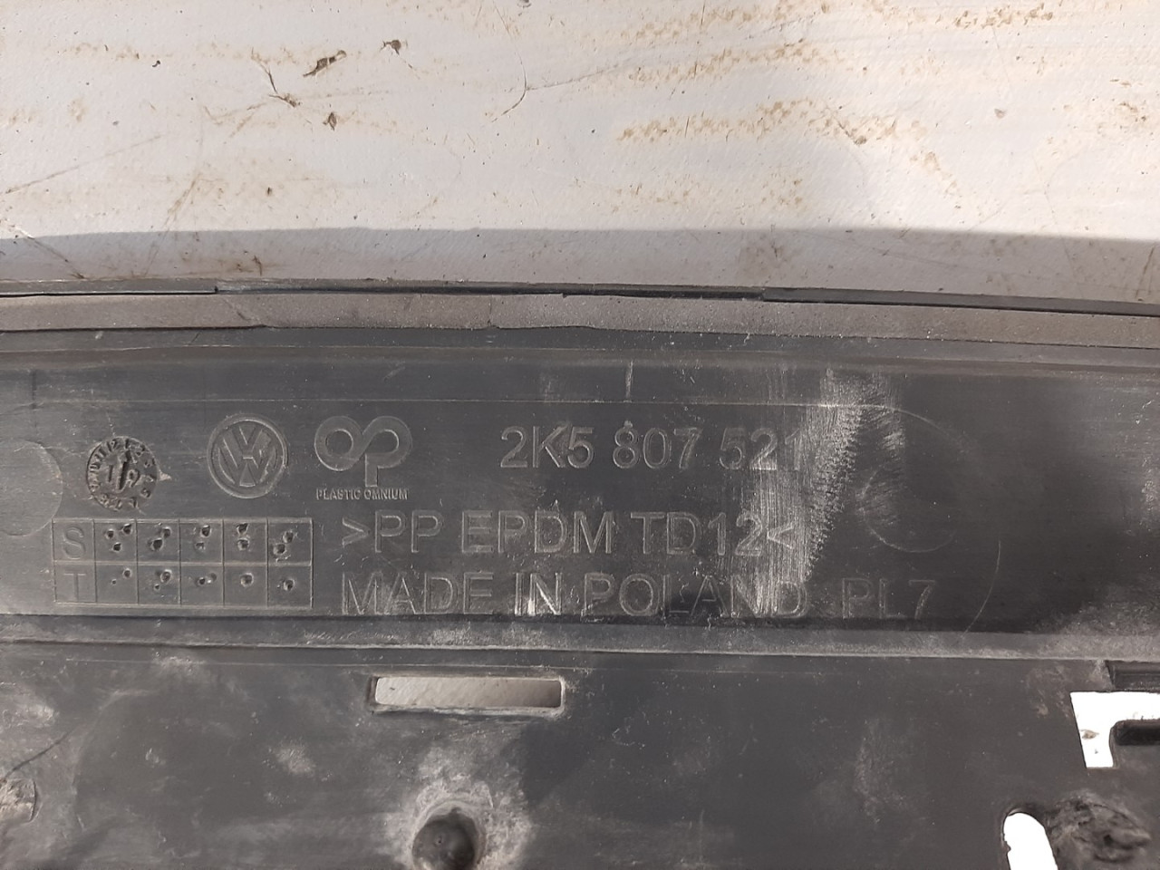 DIJELOVI SPOJLER VW CADDY > 15-20 2K5807521