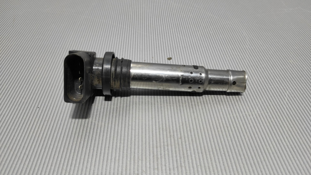 DIJELOVI BOMBINA VW PASSAT B7 > 10-14 036905715G