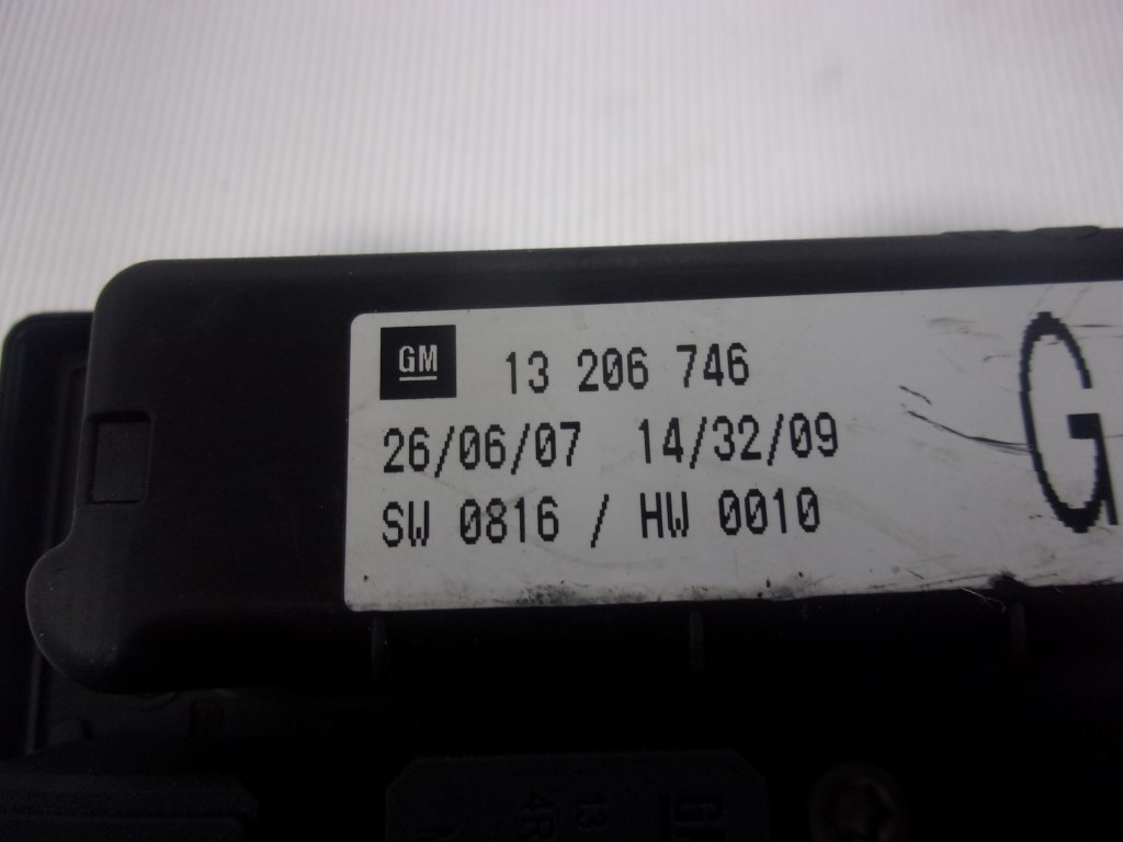 ELEKTRONIKA MODUL OPEL ZAFIRA B > 05-07 13206746