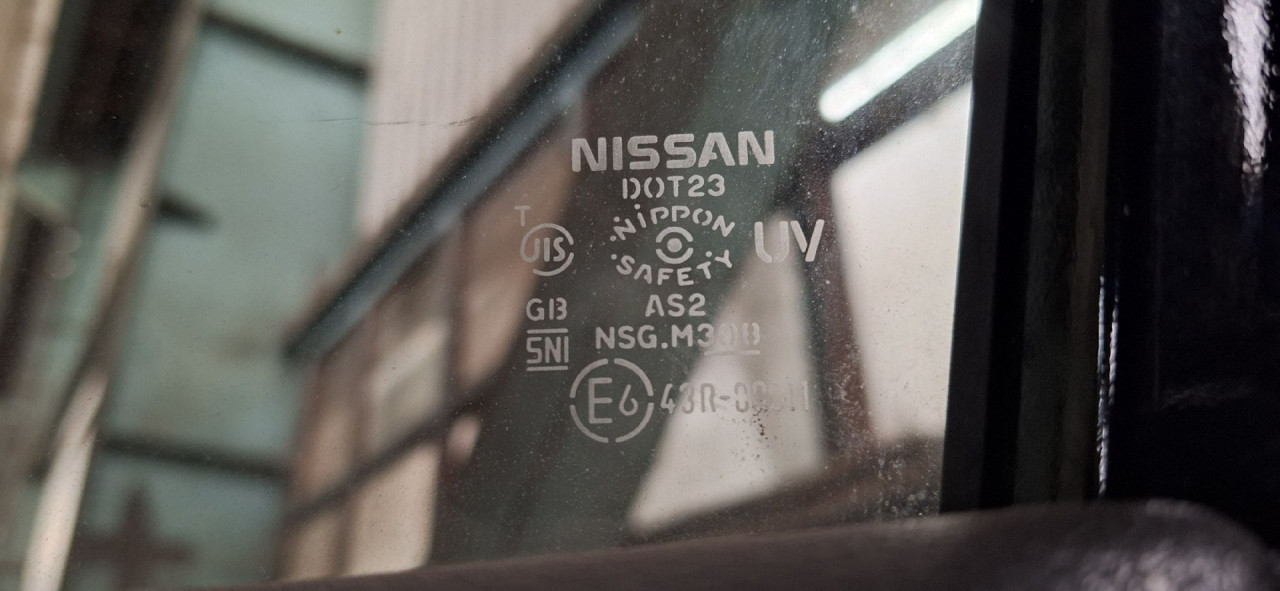 DIJELOVI STAKLO NISSAN X-TRAIL > 14-17