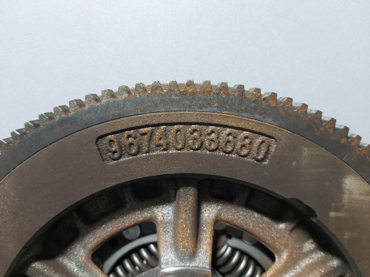 DIJELOVI ZAMAJAC PEUGEOT 208 > 12-15 9674033680
