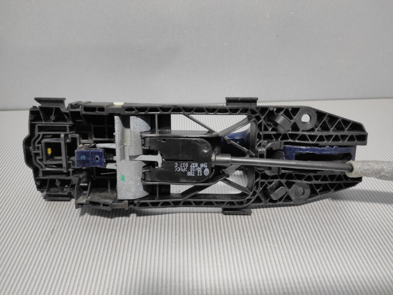 DIJELOVI RUCKA VRATA VW GOLF 6 > 08-12 5N0839885H