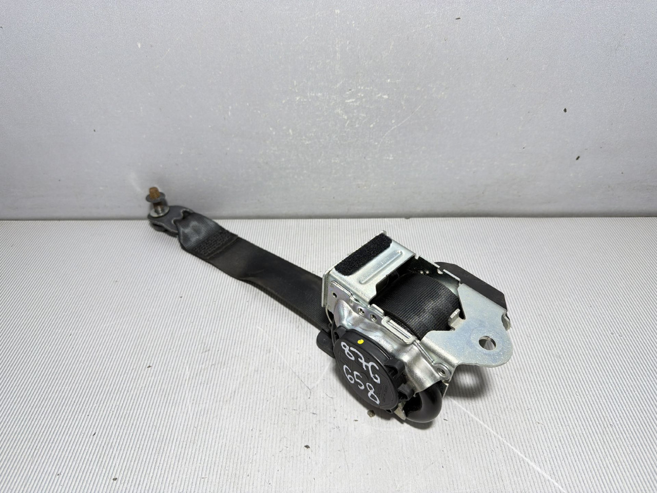 DIJELOVI POJAS JAGUAR XE (X760) > 15 -  2.0 GX73611B68AC