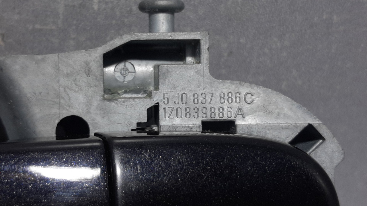 RUCKA VRATA SKODA FABIA > 07-10 1Z0839886A
