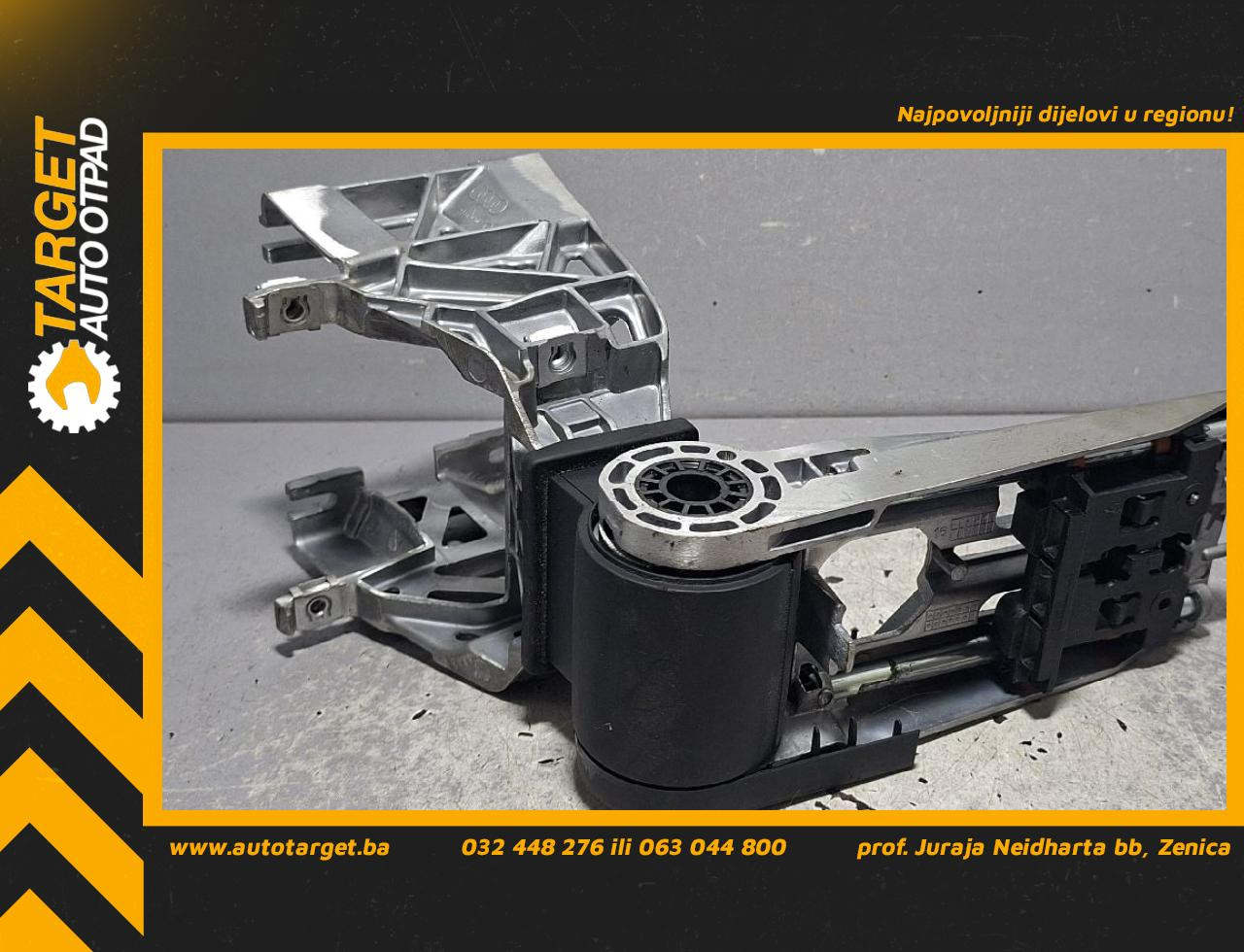 NASLONJAC ZA RUKU AUDI A3 (8VF/8VK) > 16-20 8V0864283