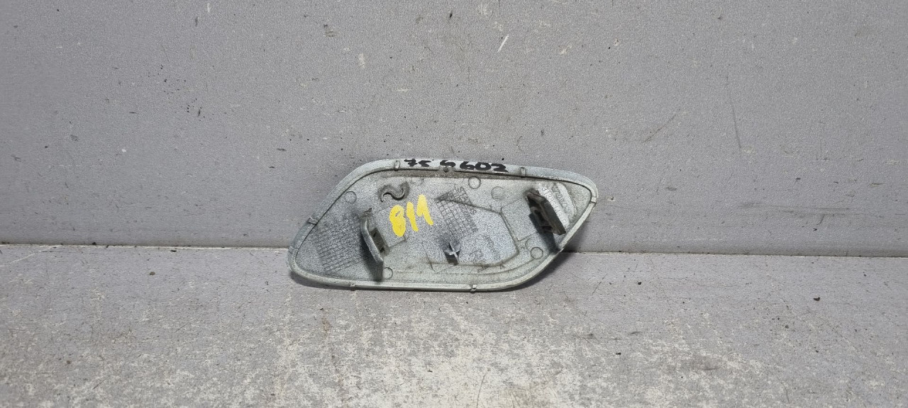DIJELOVI PLASTIKA BRANIKA VOLVO V60 > 18- 31383143