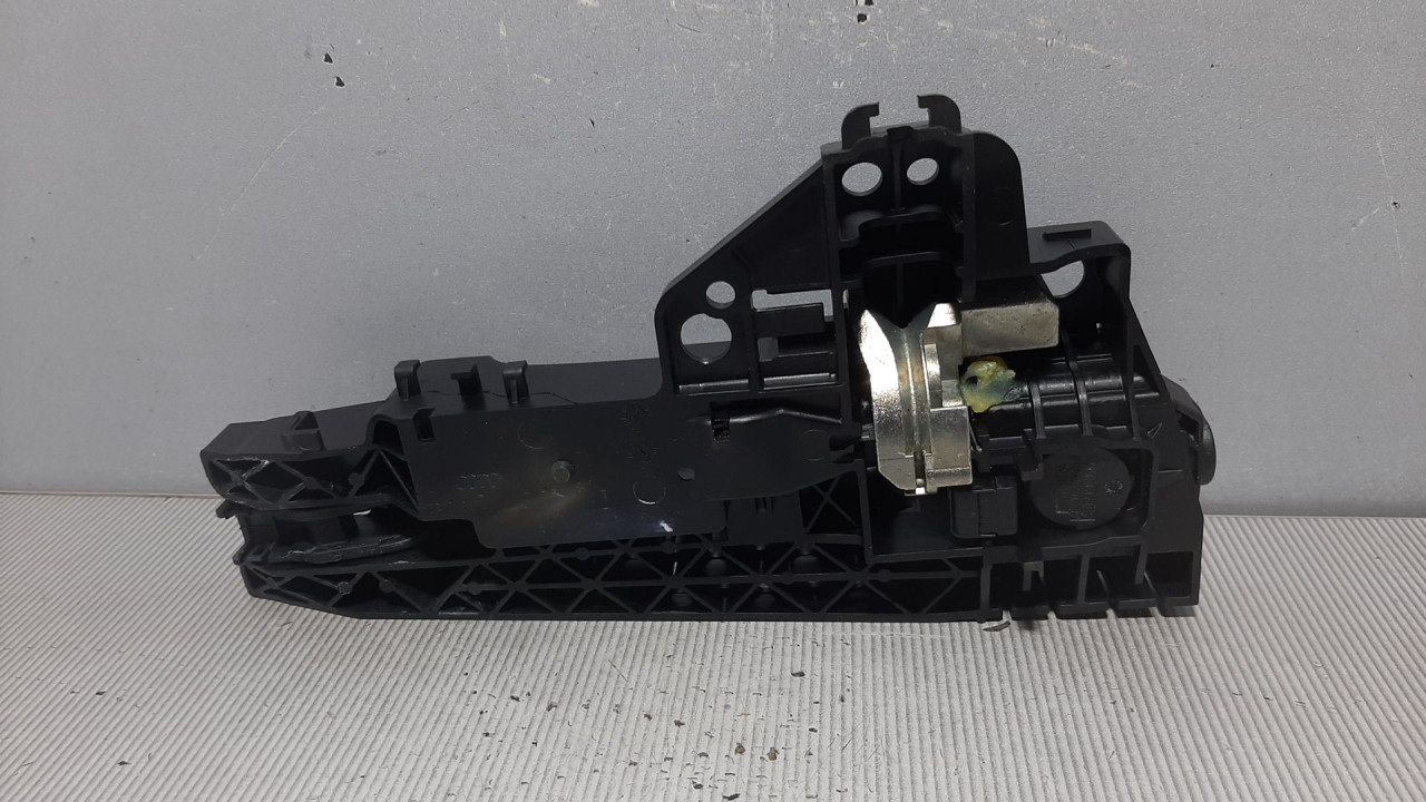 RUCKA VRATA AUDI A5 (8T) SPORTBACK > 07-11 8T0837885B