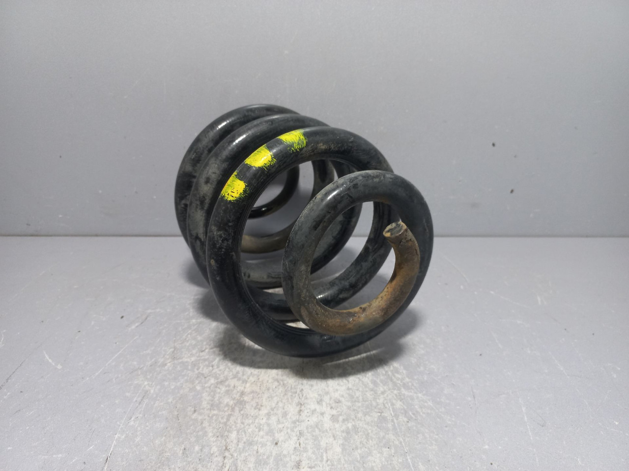 OPRUGA AMORTIZERA VW T5 > 09-15 7H0511115AF