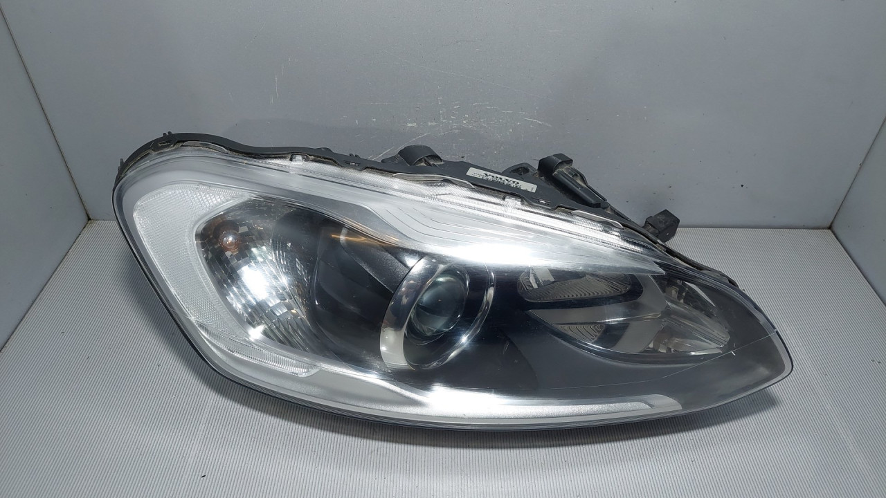DIJELOVI FAR VOLVO XC60 > 13-17 31420250