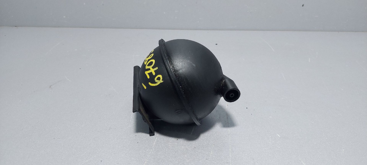 DIJELOVI VAKUM BOCA AUDI A4 (B8) > 07-11 054129808