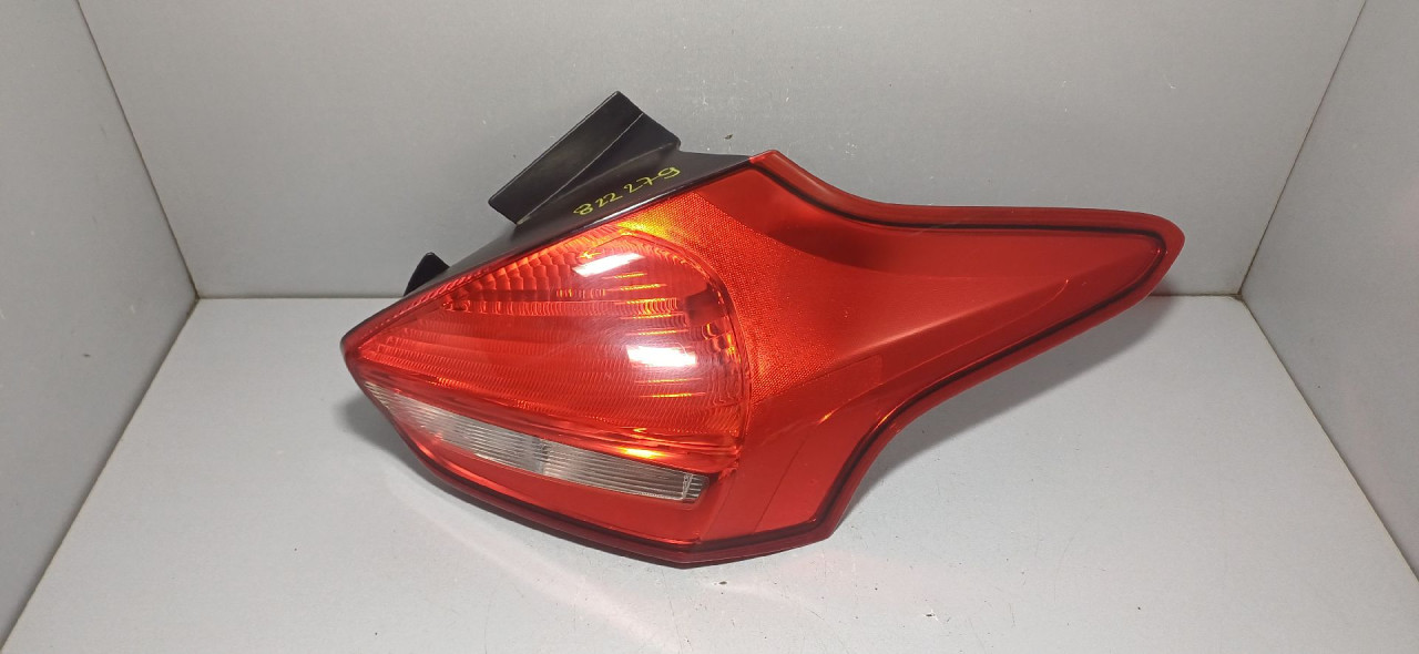 STOP SVJETLO FORD FOCUS > 15-18 F1EB13404B