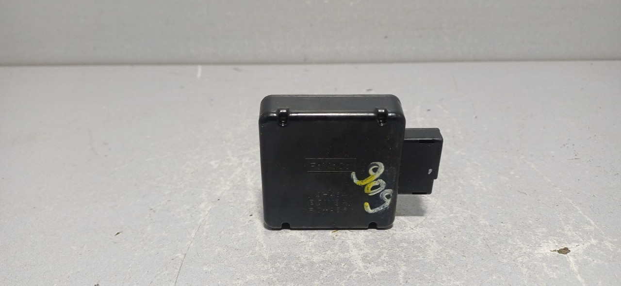 DIJELOVI ANTENA FORD FIESTA > 13-17 1.0 DE8T19H463BA