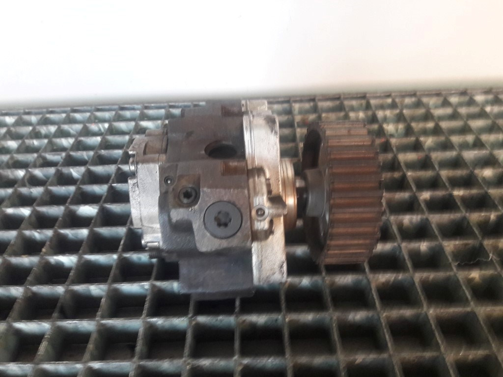 PUMPA VISOKOG PRITISKA RENAULT LAGUNA > 01-05 0445010075 04450100