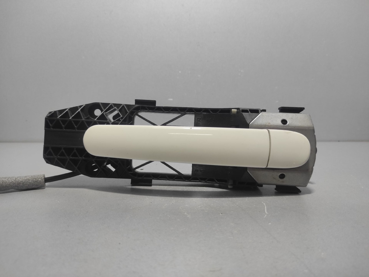 DIJELOVI RUCKA VRATA VW GOLF 6 > 08-12 5N0837885H