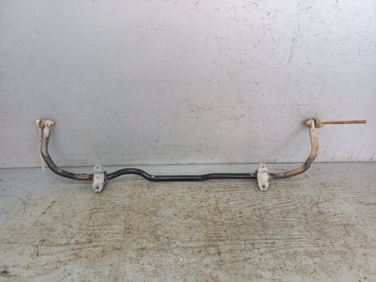 DIJELOVI BALANS STANGA VW CADDY > 03-10 1K0411303N