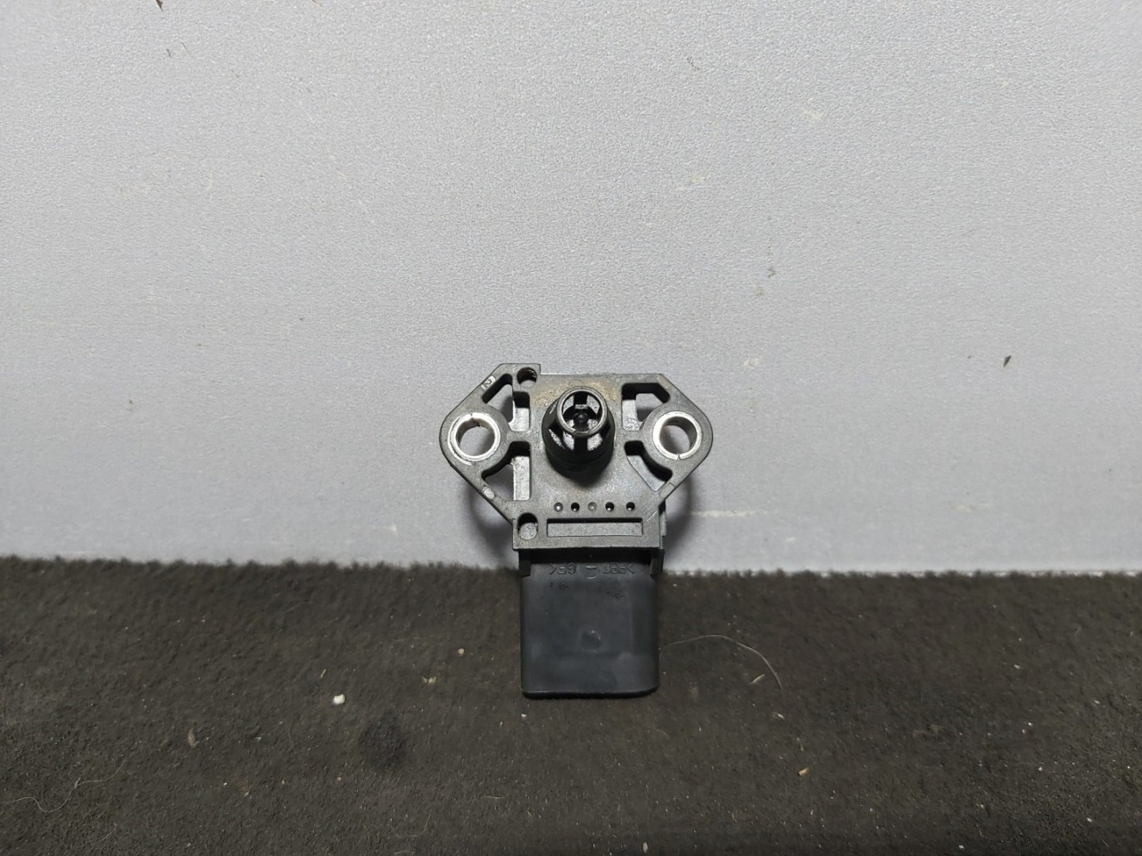 DIJELOVI MAP SENZOR VW GOLF 4 > 97-03 038906051B