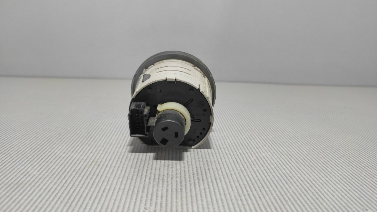 PREKIDACI SVJETLA SKODA OCTAVIA > 04-08 1Z0941431C