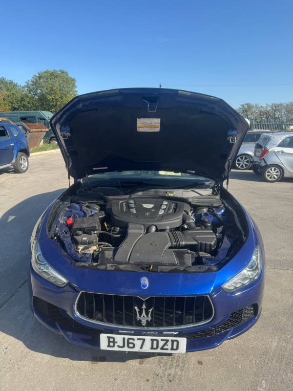 DIJELOVI MASERATI GHIBLI 3.0 DIZEL 2017. MJENJAC MOTOR M15746D