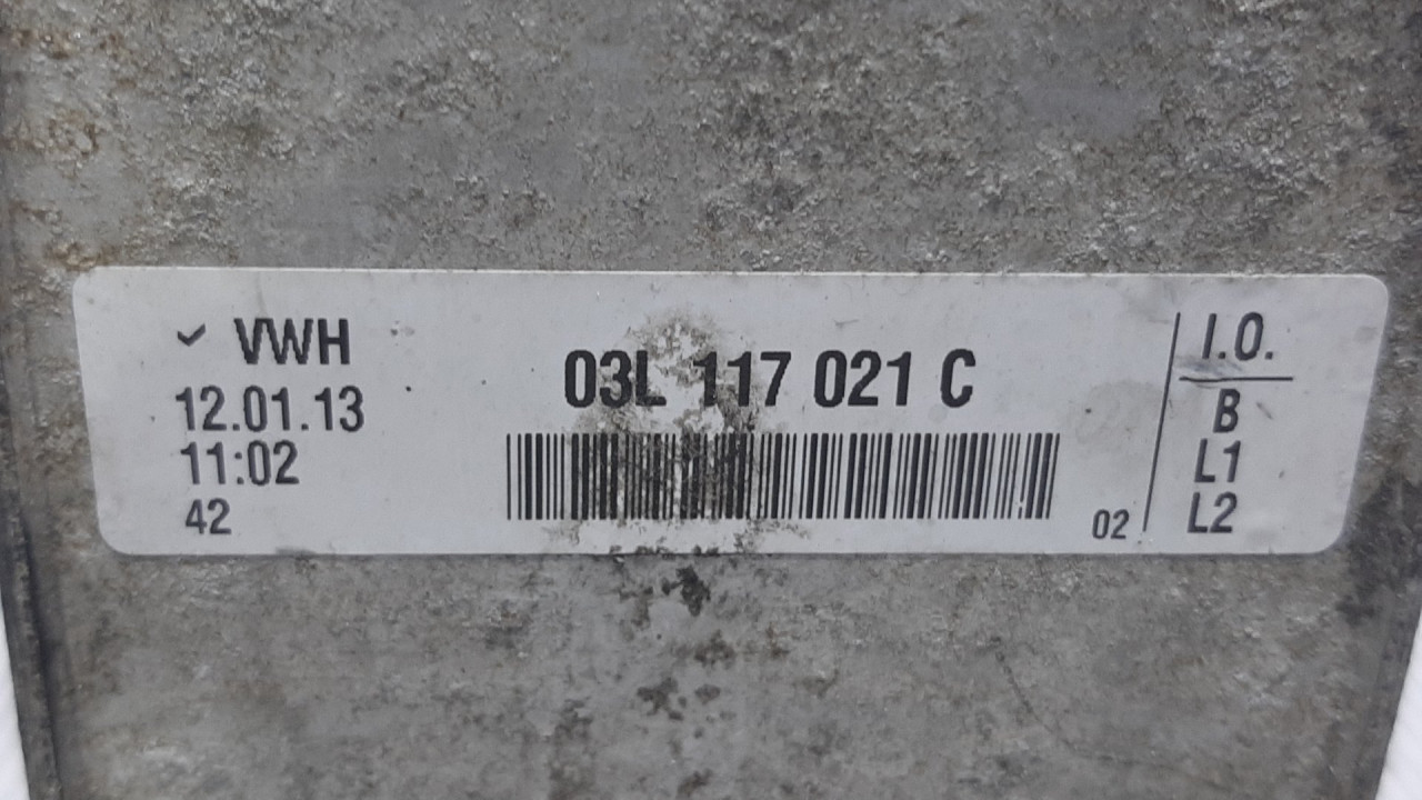 HLADNJAK ULJA VW PASSAT B7 > 10-14 03L117021C
