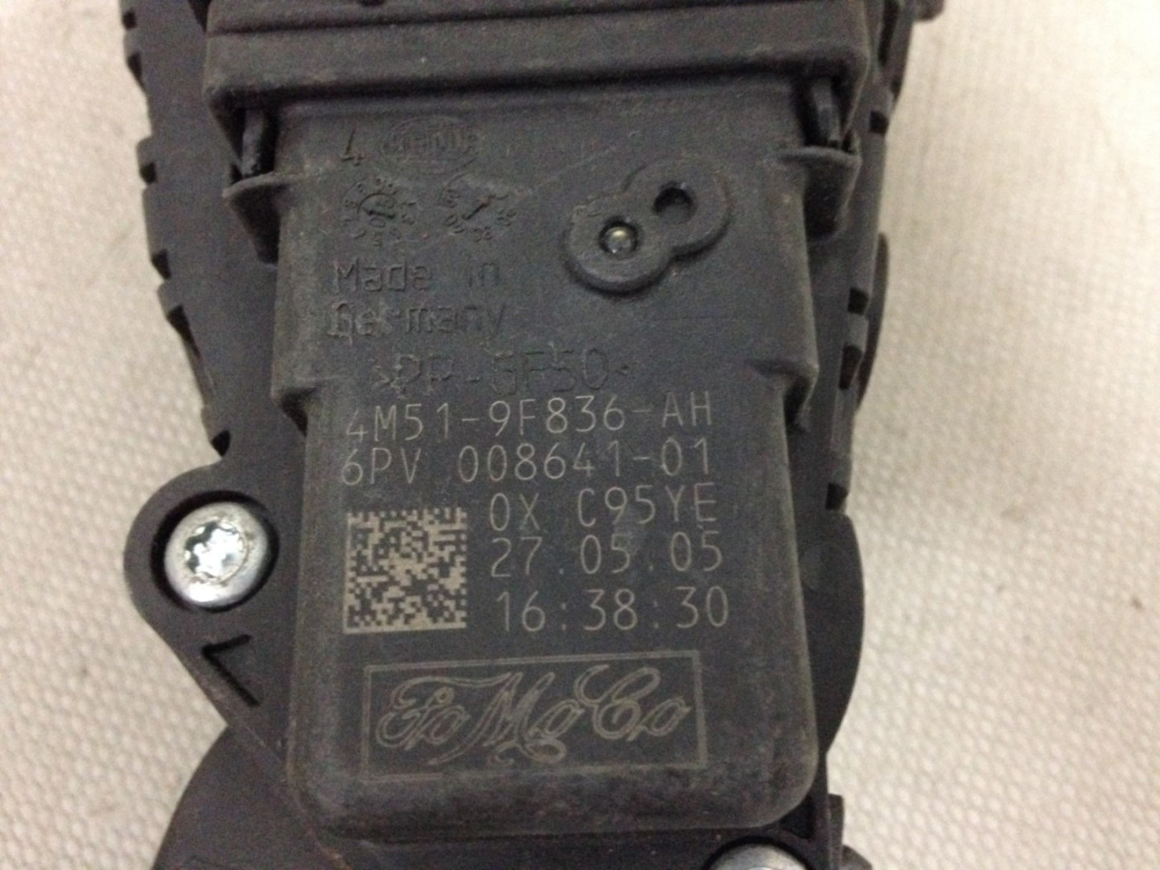 DIJELOVI PAPUCICA GASA FORD FOCUS > 07-11 4M519F836AH