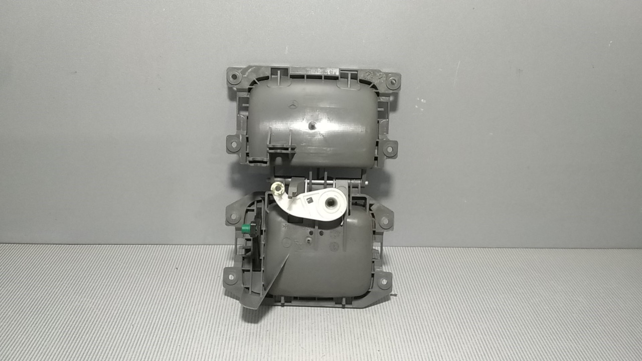 UNUTRASNJA RUCKA VRATA MERCEDES SPRINTER > 06-13 A90676