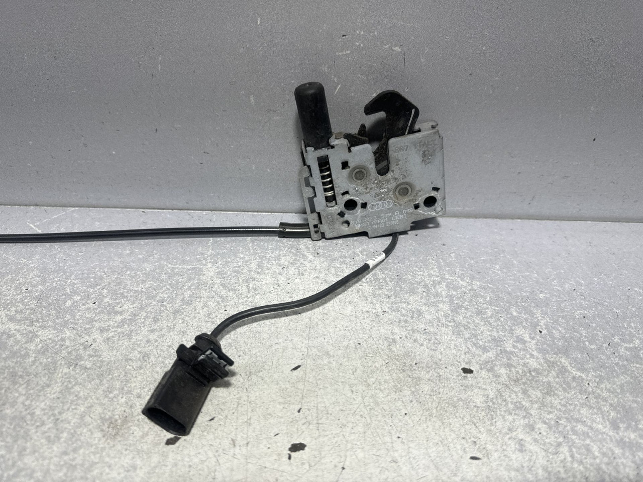 BRAVA HAUBE AUDI A3 (8Y) > 20 -  8Y0823509A