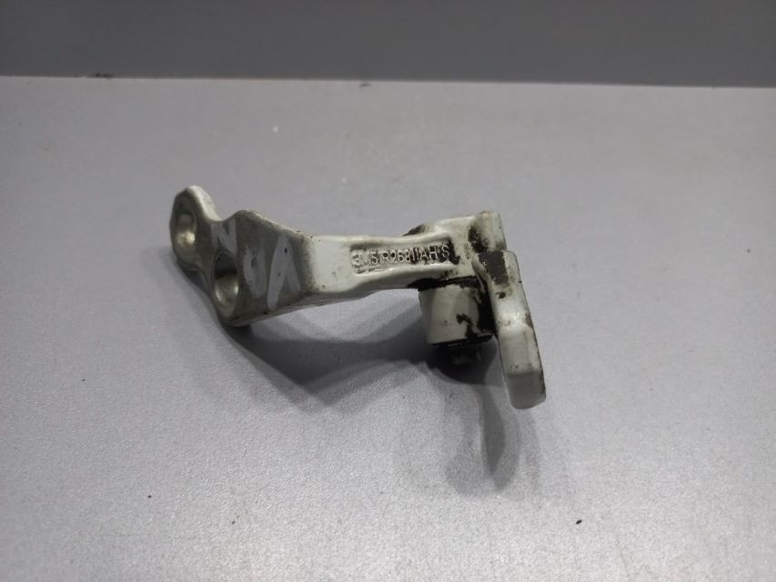DIJELOVI BAGLAMA FORD FOCUS > 05-07 3M51R26811BC
