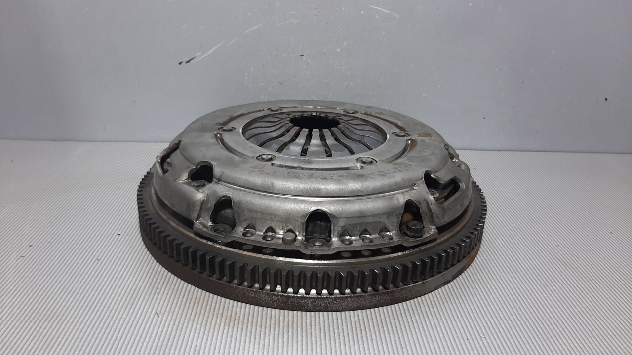 DIJELOVI KORPA VW POLO > 14-17 04E141026A