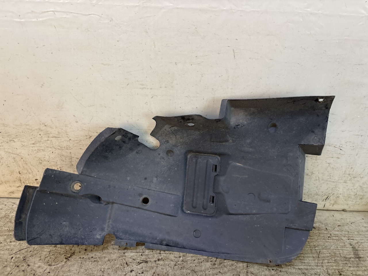 UNUTRASNJI BLATOBRAN RENAULT TRAFIC > 14- 93867899