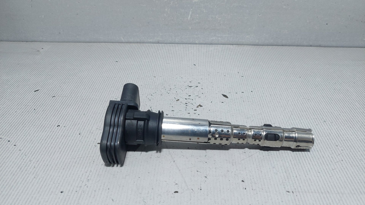DIJELOVI BOMBINA VW GOLF 5 > 03-08 06F905115F