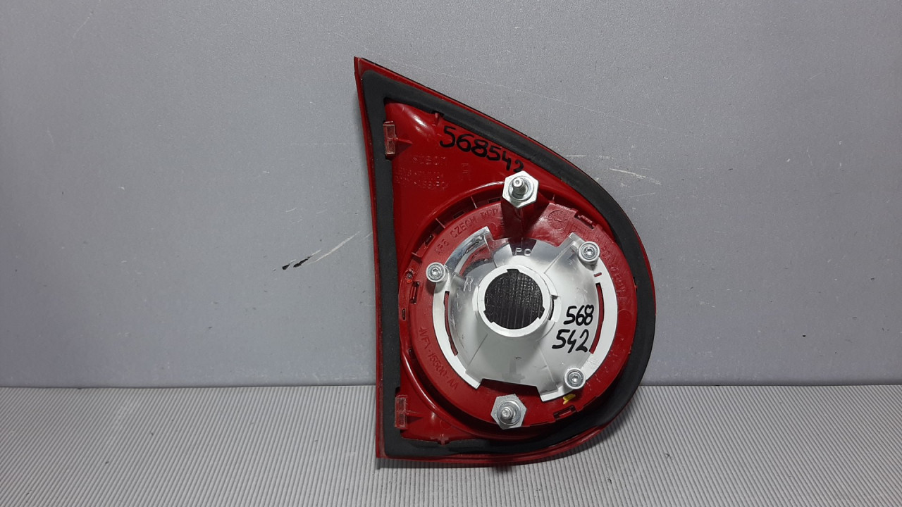 DIJELOVI STOP SVJETLO VW GOLF 5 > 03-08 1K6945094J