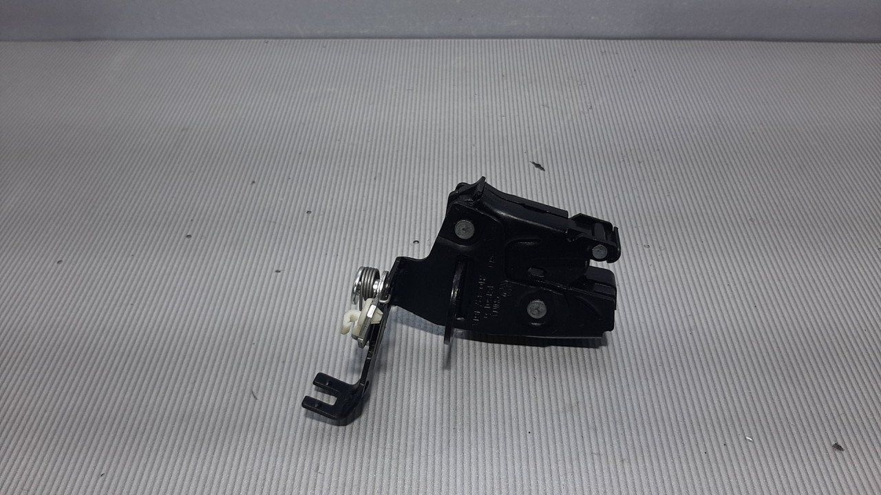 DIJELOVI BRAVA VRATA VW T5 > 09-15 7H0827161A