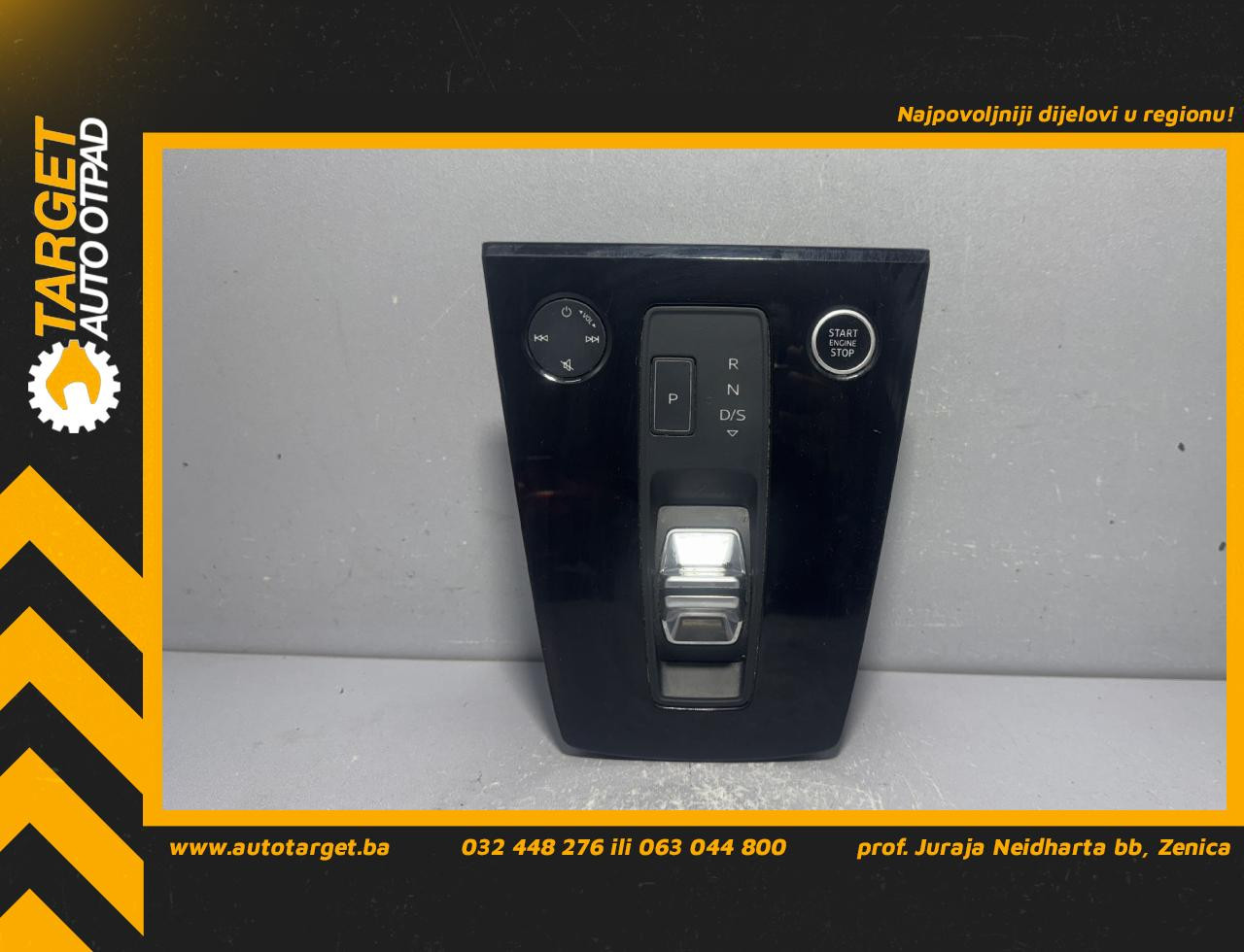 DIJELOVI RUCICA MJENJACA AUDI A3 (8Y) > 20 - 1.4 8Y0713059D